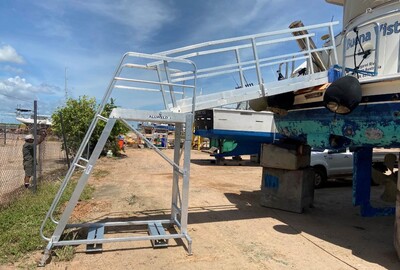 8 Step Access Platform with 3m Gangway